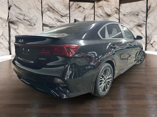 2024 Kia Forte - Image 5 of 13