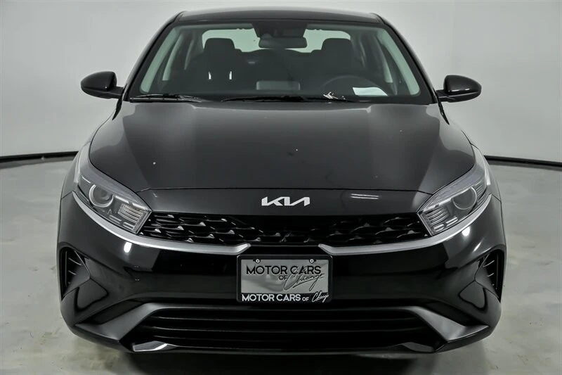 2024 Kia Forte - Image 5 of 21