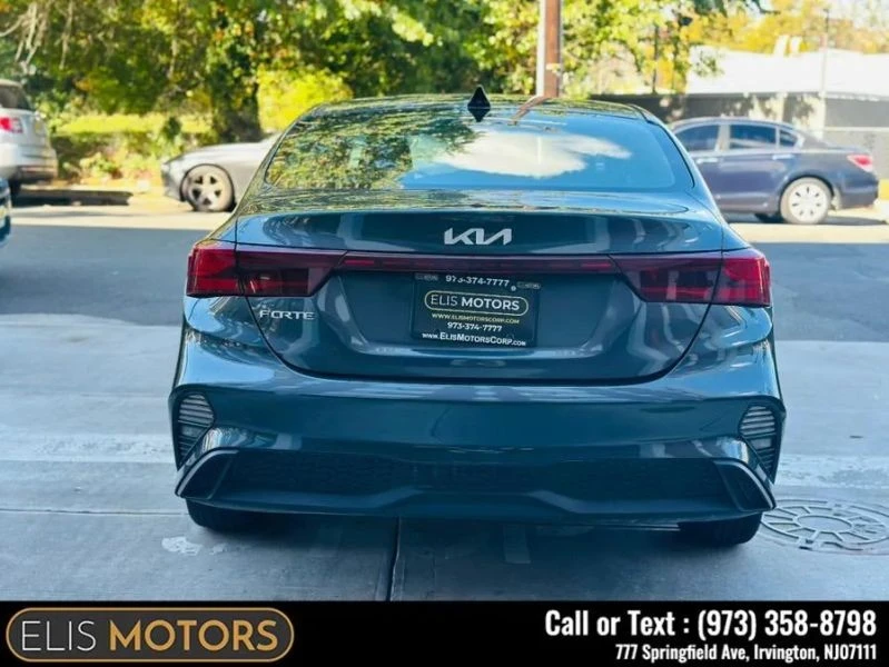 2024 Kia Forte - Image 5 of 12