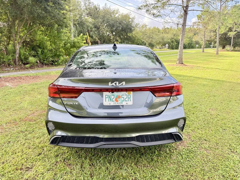 2024 Kia Forte - Image 6 of 13