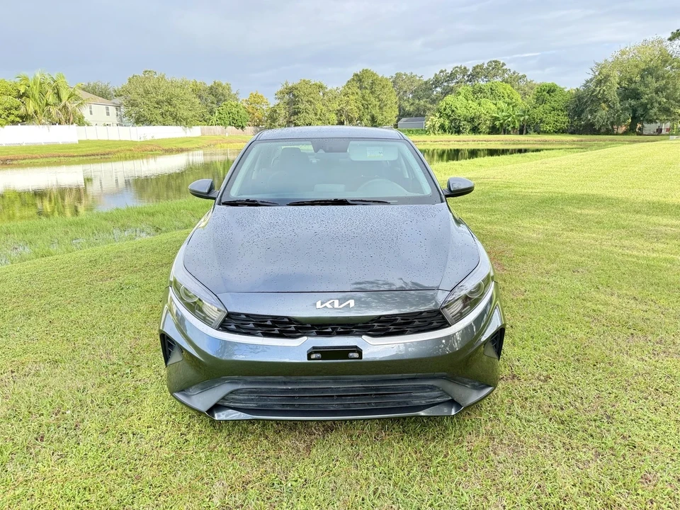 2024 Kia Forte - Image 2 of 13