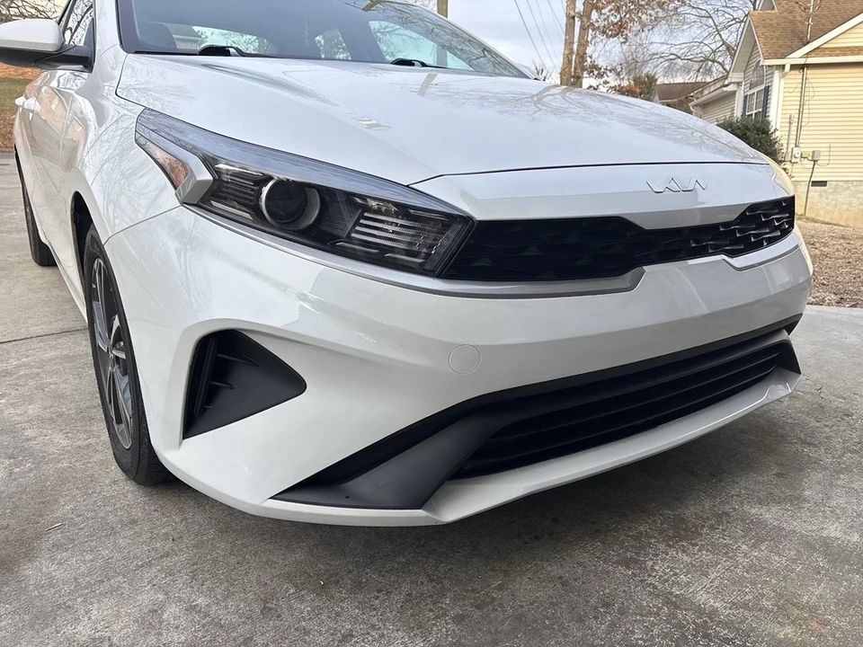 2024 Kia Forte - Image 4 of 21