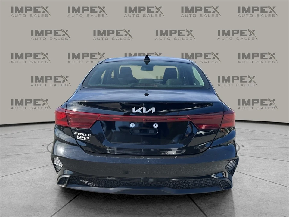 2024 Kia Forte - Image 4 of 12