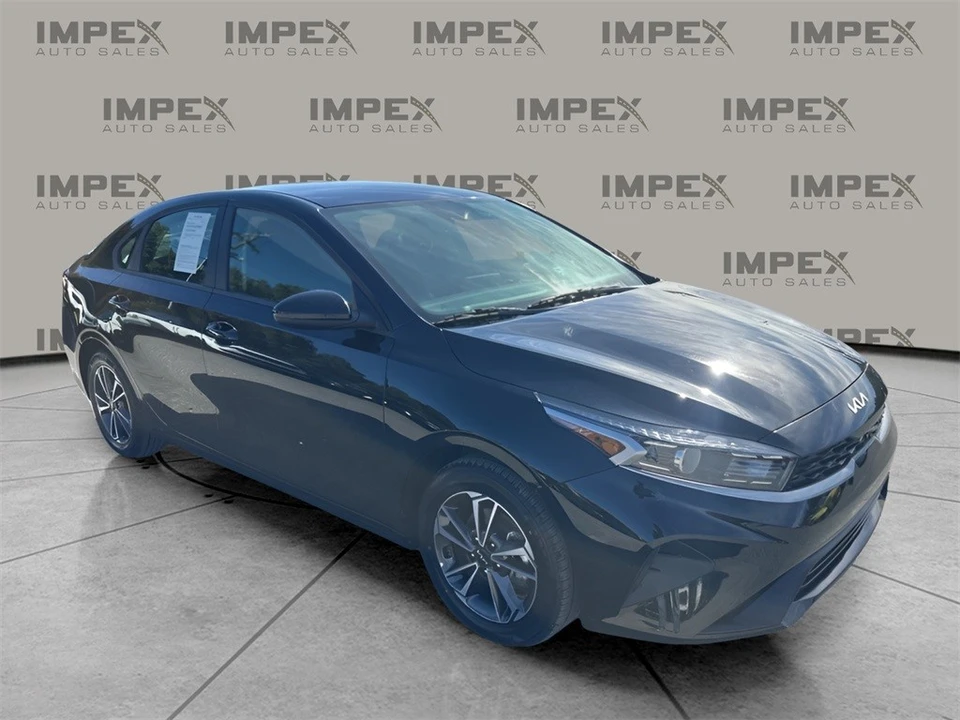 2024 Kia Forte - Image 7 of 12