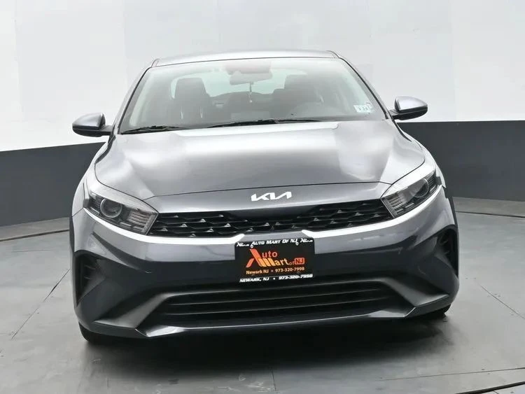 2024 Kia Forte - Image 3 of 12