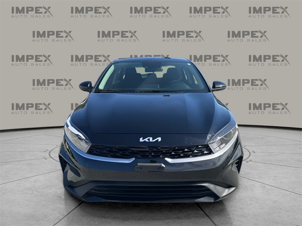 2024 Kia Forte - Image 8 of 12