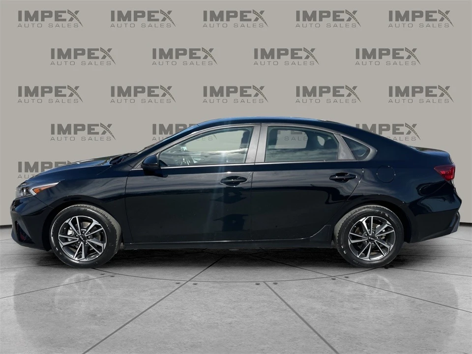 2024 Kia Forte - Image 2 of 12