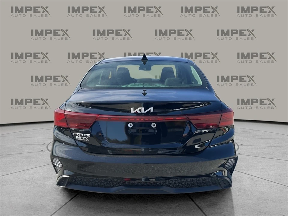 2024 Kia Forte - Image 4 of 12