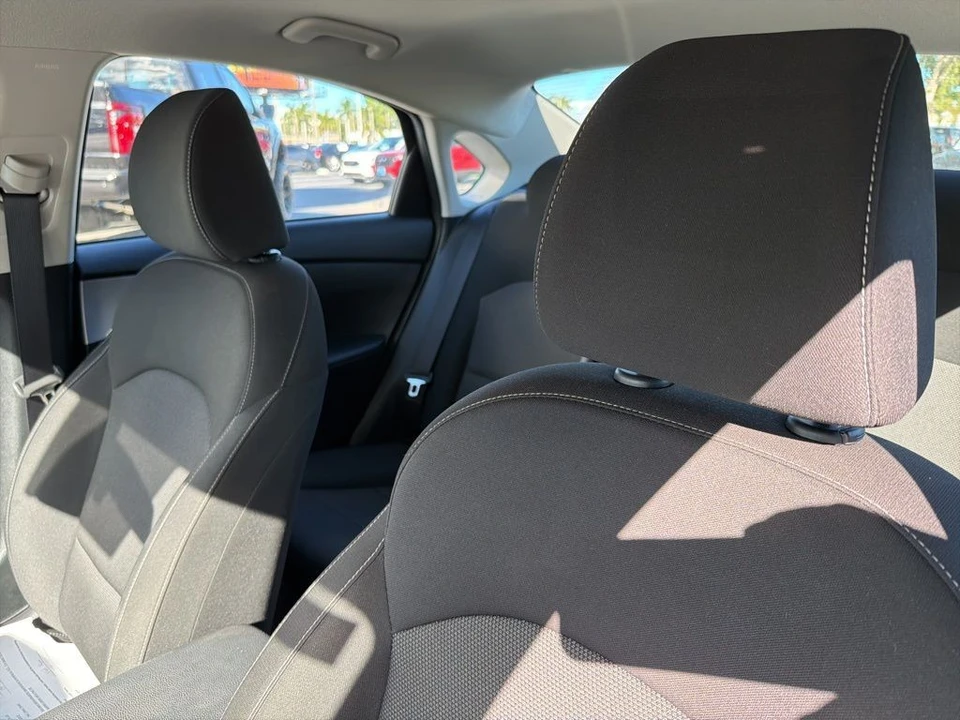 2024 Kia Forte - Image 10 of 12