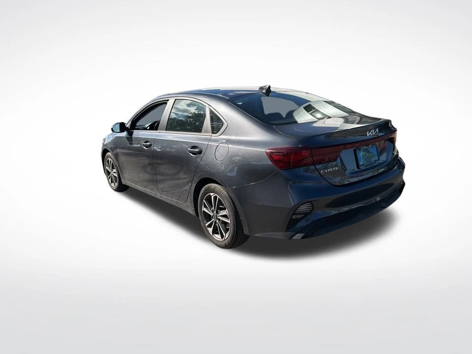 2024 Kia Forte - Image 6 of 12