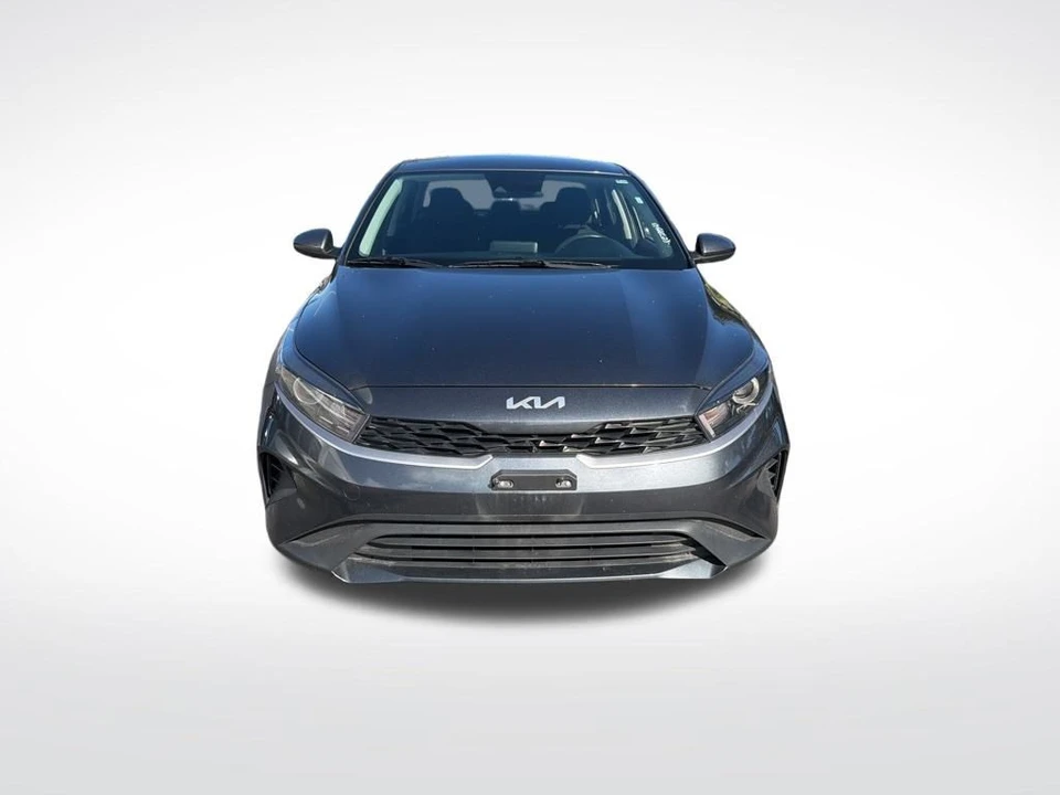 2024 Kia Forte - Image 3 of 12