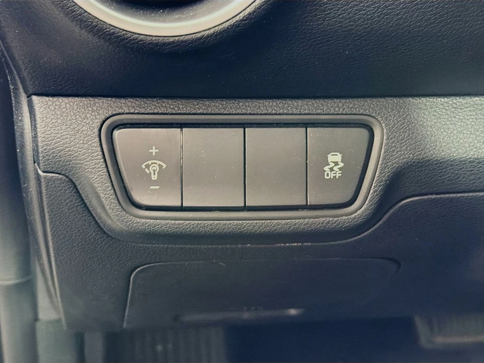 2024 Kia Forte - Image 12 of 21