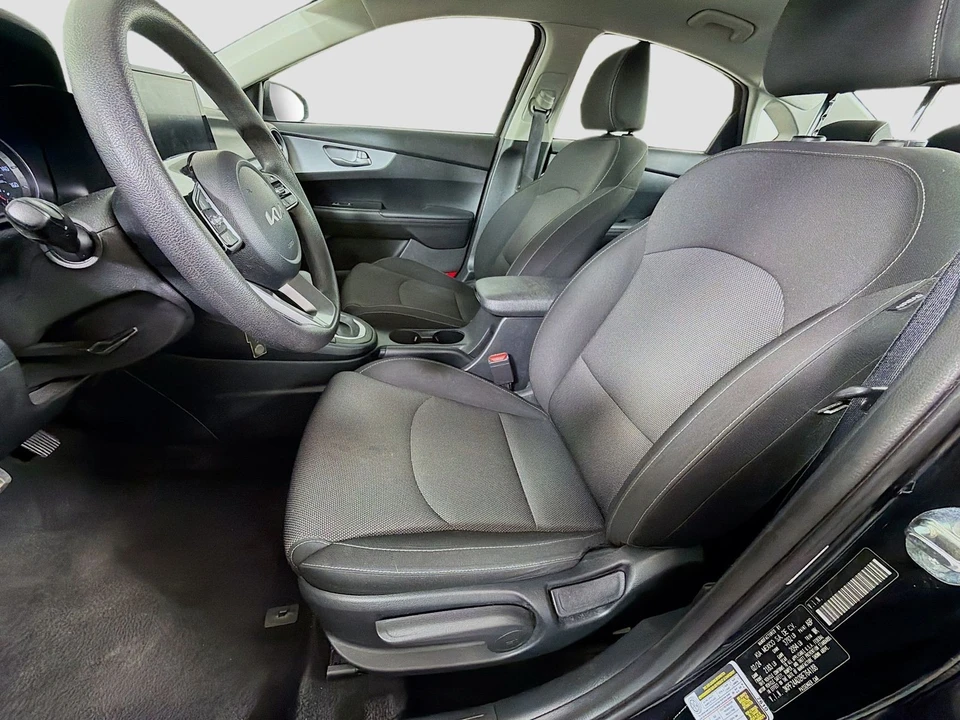 2024 Kia Forte - Image 13 of 21