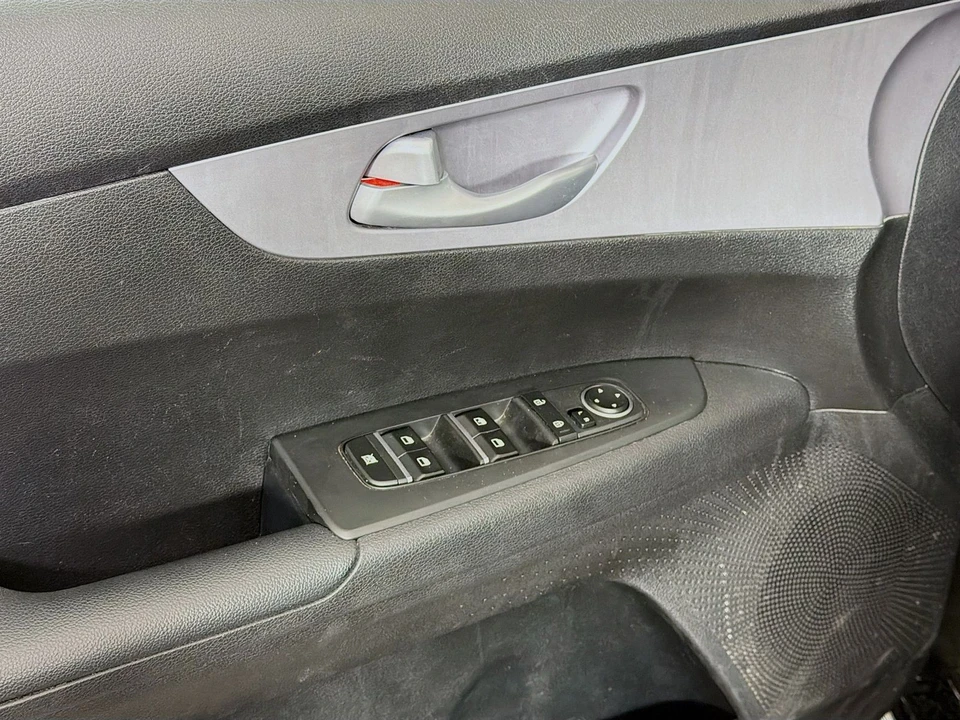 2024 Kia Forte - Image 20 of 21