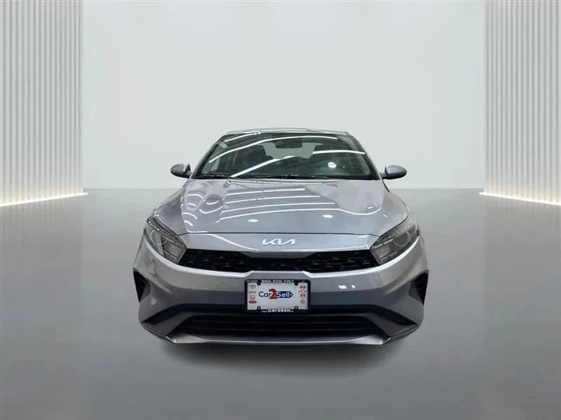 2024 Kia Forte - Image 8 of 12