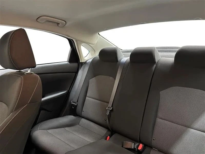2024 Kia Forte - Image 10 of 12