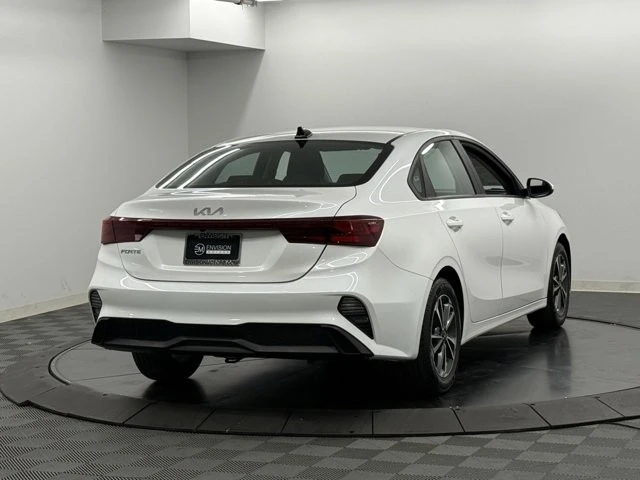 2024 Kia Forte - Image 6 of 12