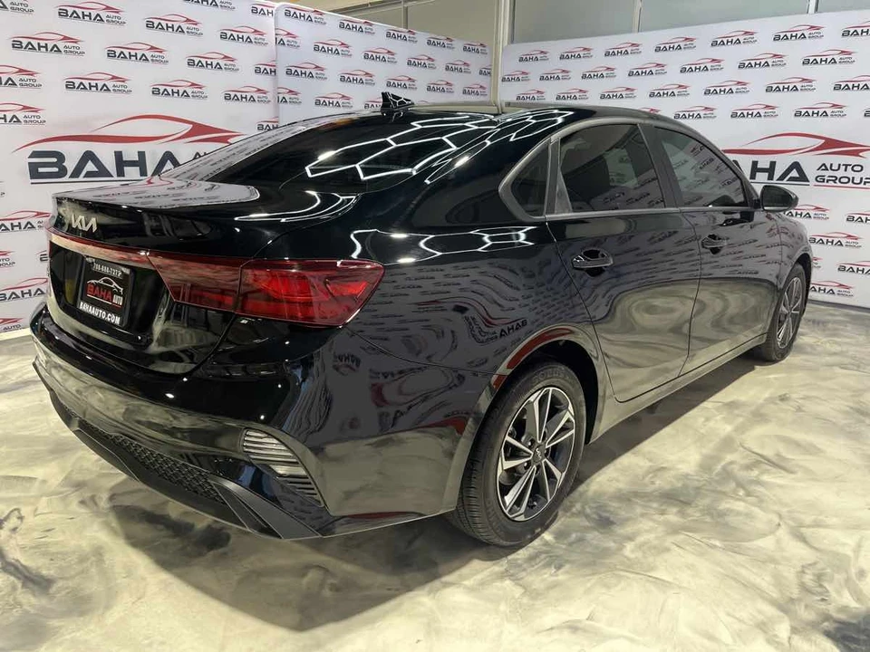 2024 Kia Forte - Image 6 of 21