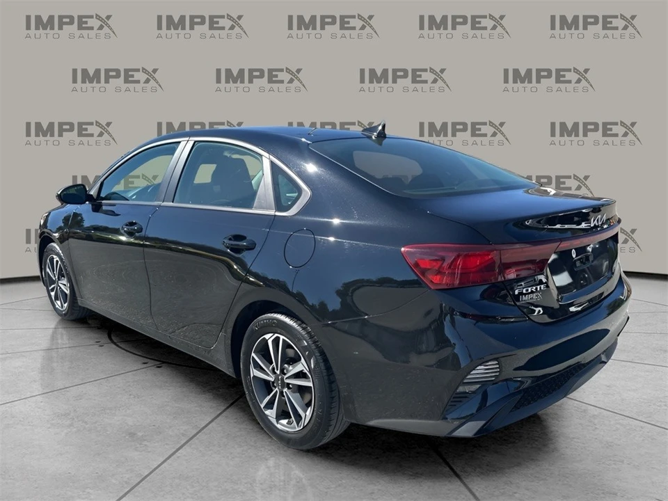 2024 Kia Forte - Image 3 of 12