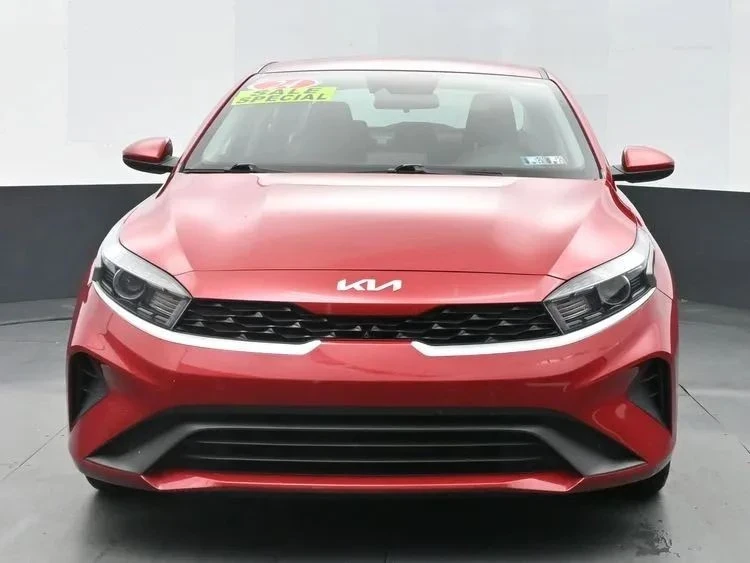 2024 Kia Forte - Image 3 of 12