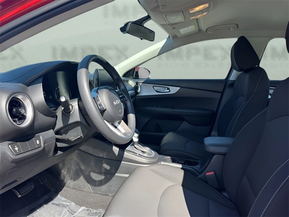 2024 Kia Forte - Image 9 of 12