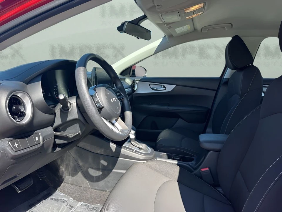 2024 Kia Forte - Image 9 of 12