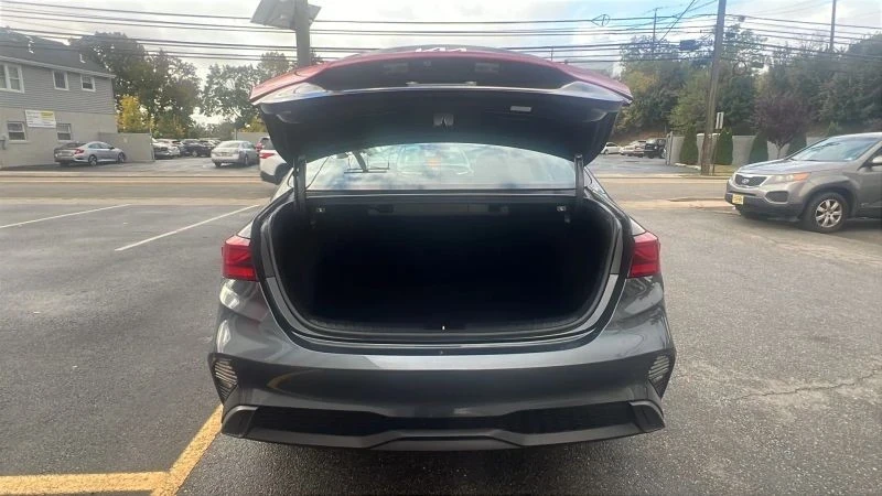 2024 Kia Forte - Image 9 of 12