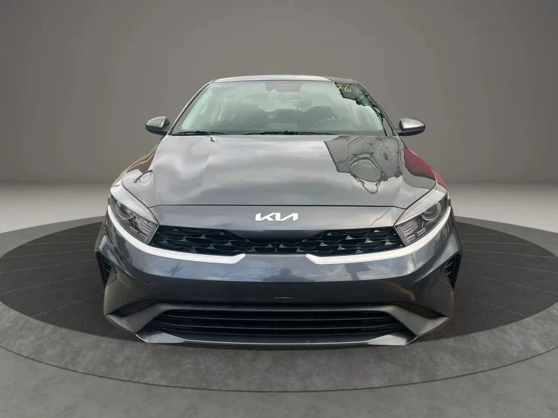 2024 Kia Forte - Image 2 of 12