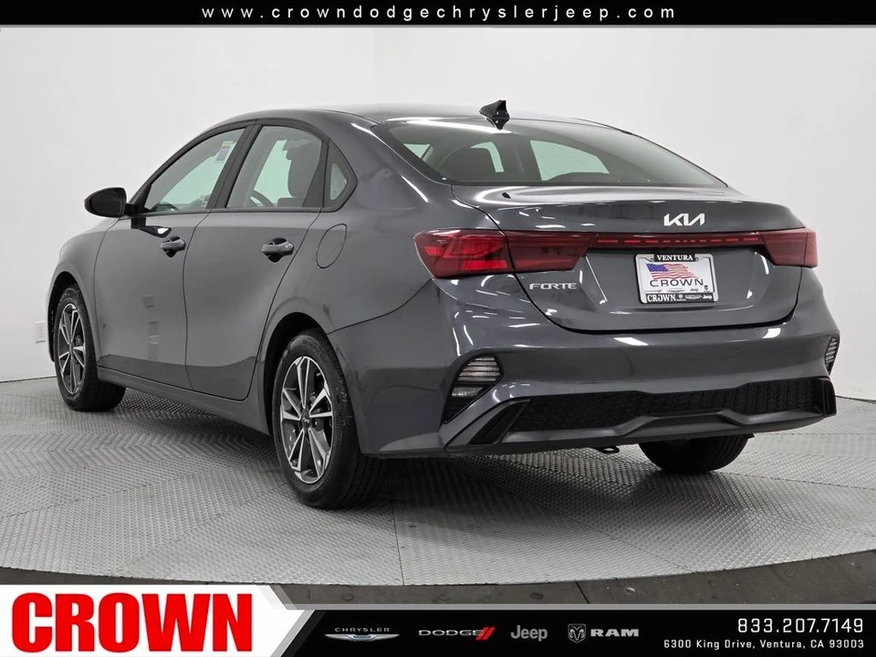 2024 Kia Forte - Image 5 of 12