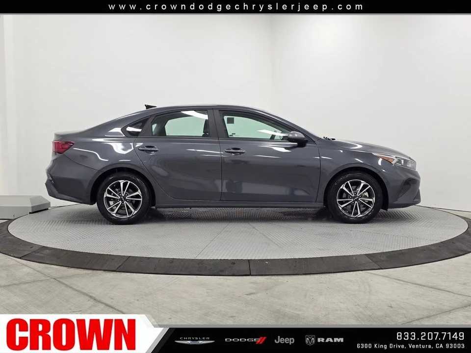 2024 Kia Forte - Image 7 of 12