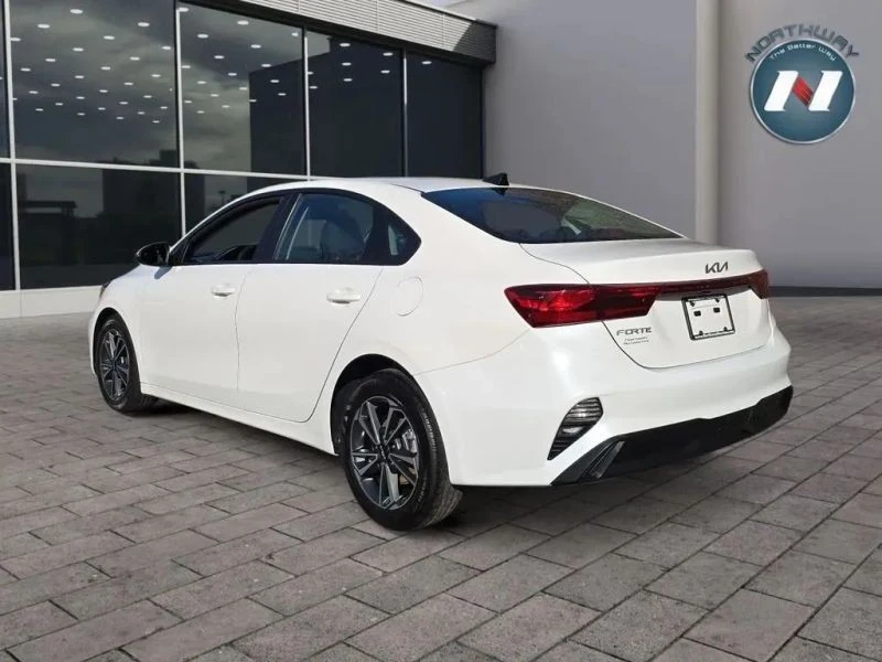 2024 Kia Forte - Image 3 of 12