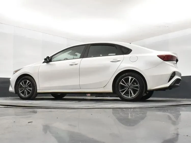 2024 Kia Forte - Image 12 of 12