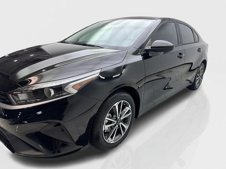 2024 Kia Forte - Image 11 of 21