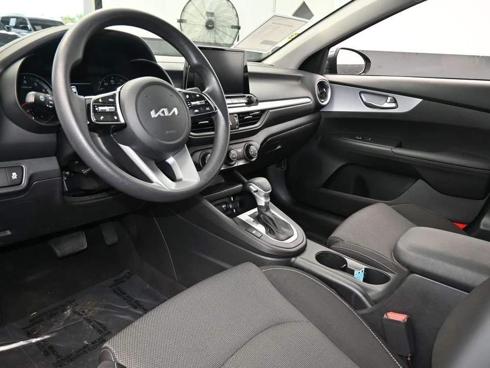 2024 Kia Forte - Image 12 of 12
