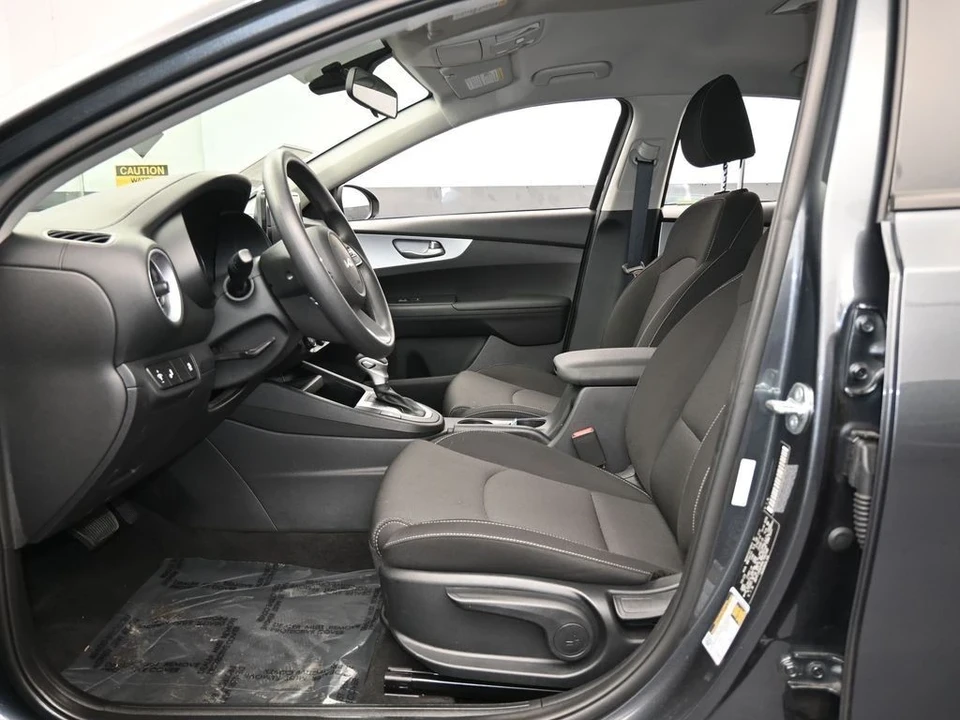 2024 Kia Forte - Image 11 of 12