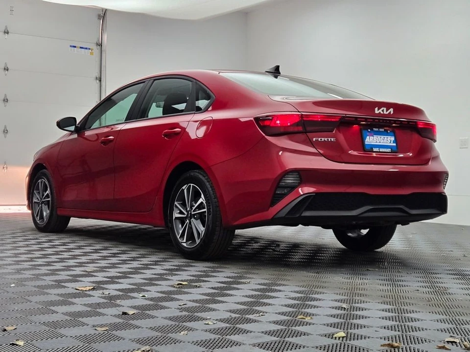 2024 Kia Forte - Image 11 of 12