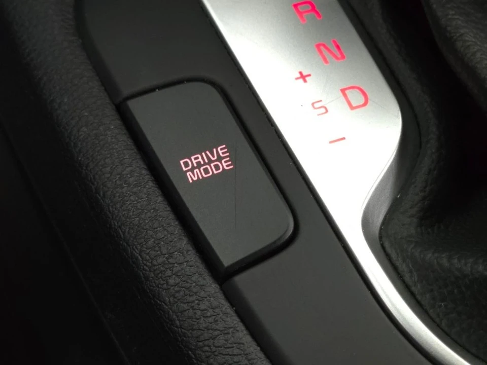 2024 Kia Forte - Image 5 of 12