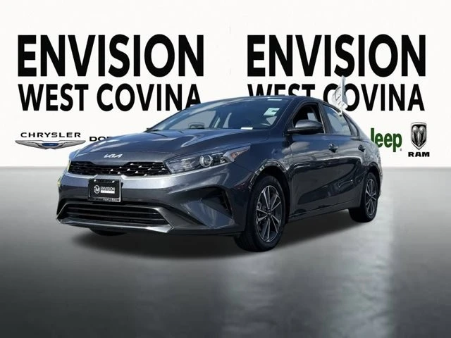 2024 Kia Forte - Image 4 of 12