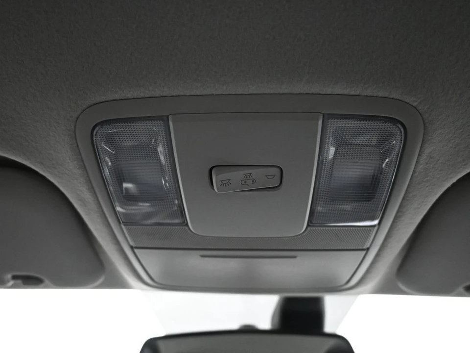 2024 Kia Forte - Image 17 of 21