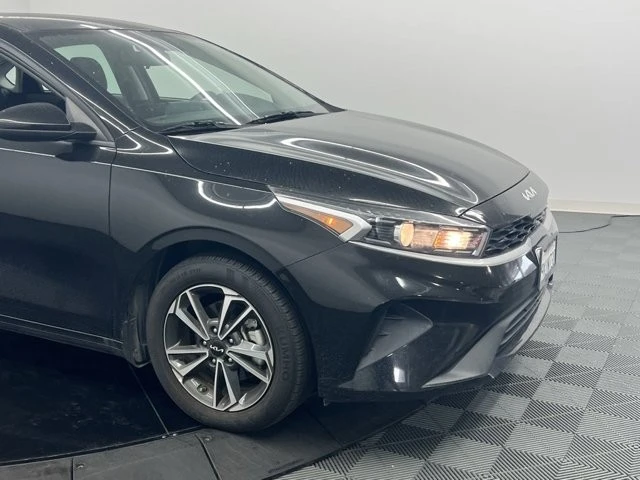 2024 Kia Forte - Image 6 of 9
