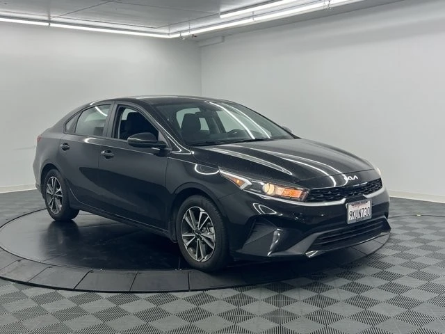 2024 Kia Forte - Image 2 of 9