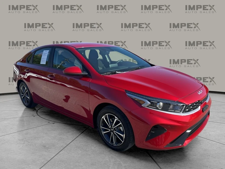 2024 Kia Forte - Image 7 of 12