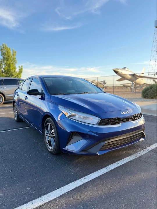 2024 Kia Forte - Image 2 of 21