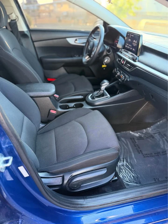 2024 Kia Forte - Image 19 of 21