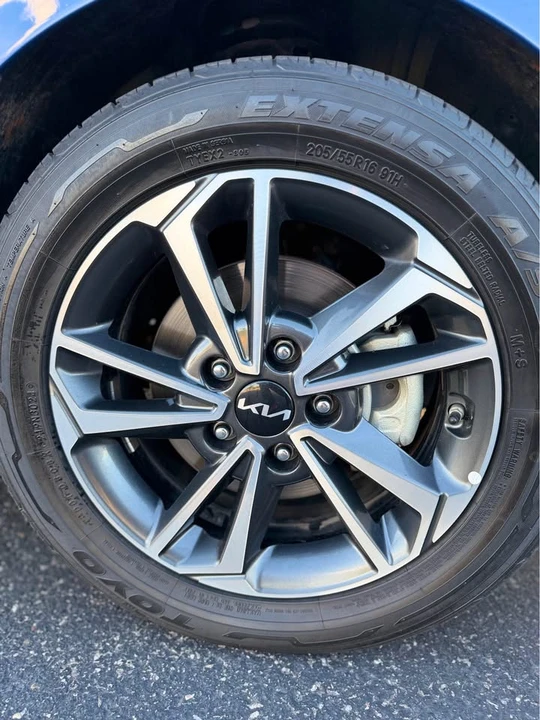 2024 Kia Forte - Image 7 of 21