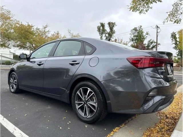 2024 Kia Forte - Image 4 of 11