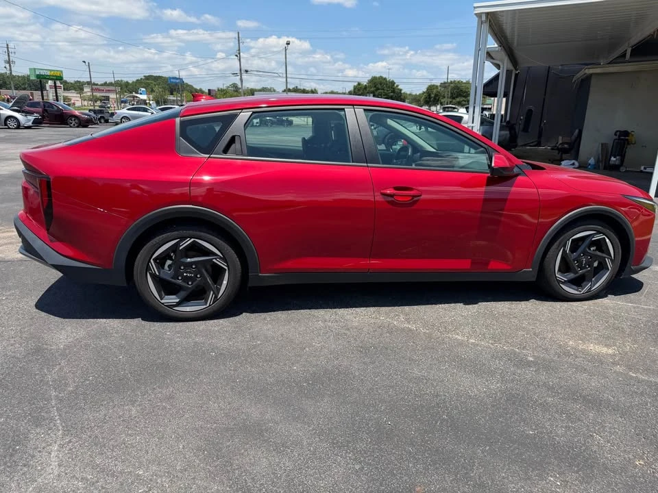 2024 Kia Optima/K5 - Image 8 of 19
