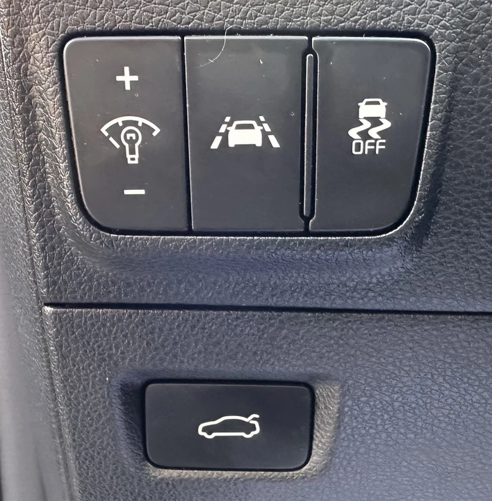 2024 Kia Optima/K5 - Image 19 of 31