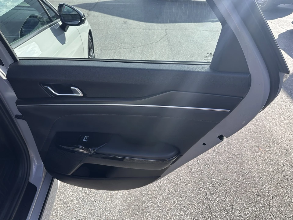 2024 Kia Optima/K5 - Image 15 of 31