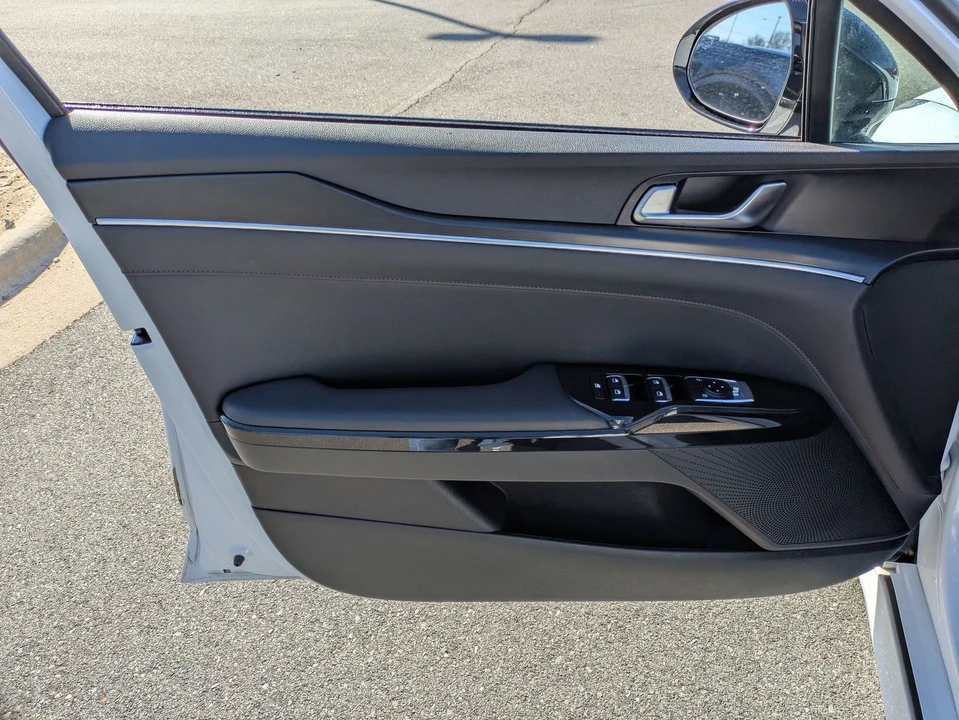 2024 Kia Optima/K5 - Image 15 of 21